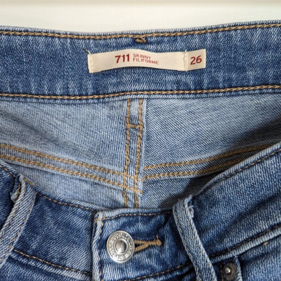 Levi's 711 Skinny Jeans Distressed Size 26 - Picture 4 of 5